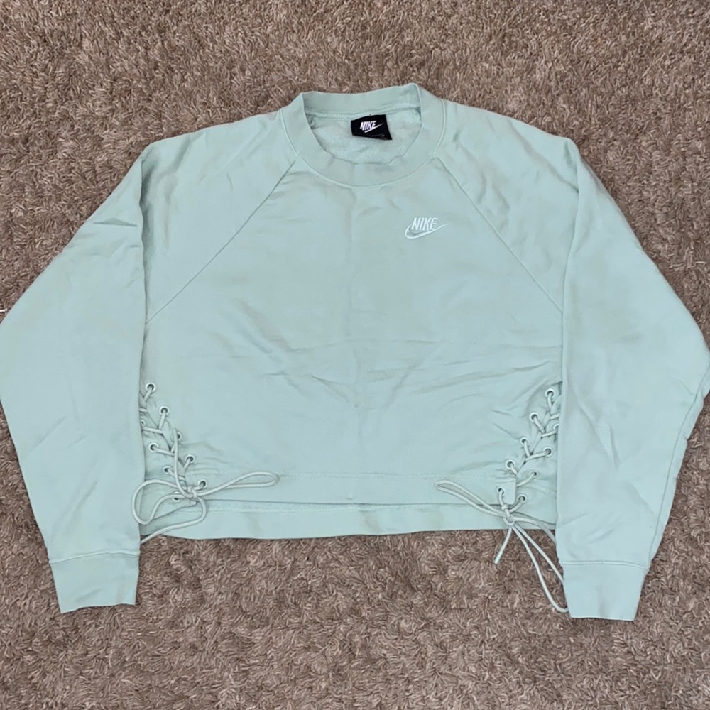 Nike cropped hoodie